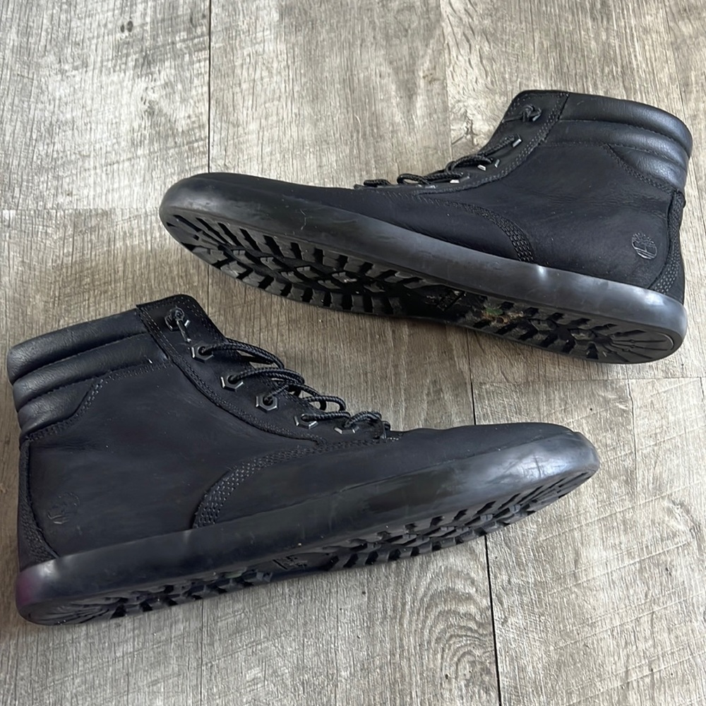 Timberland leather booties women’s size 10